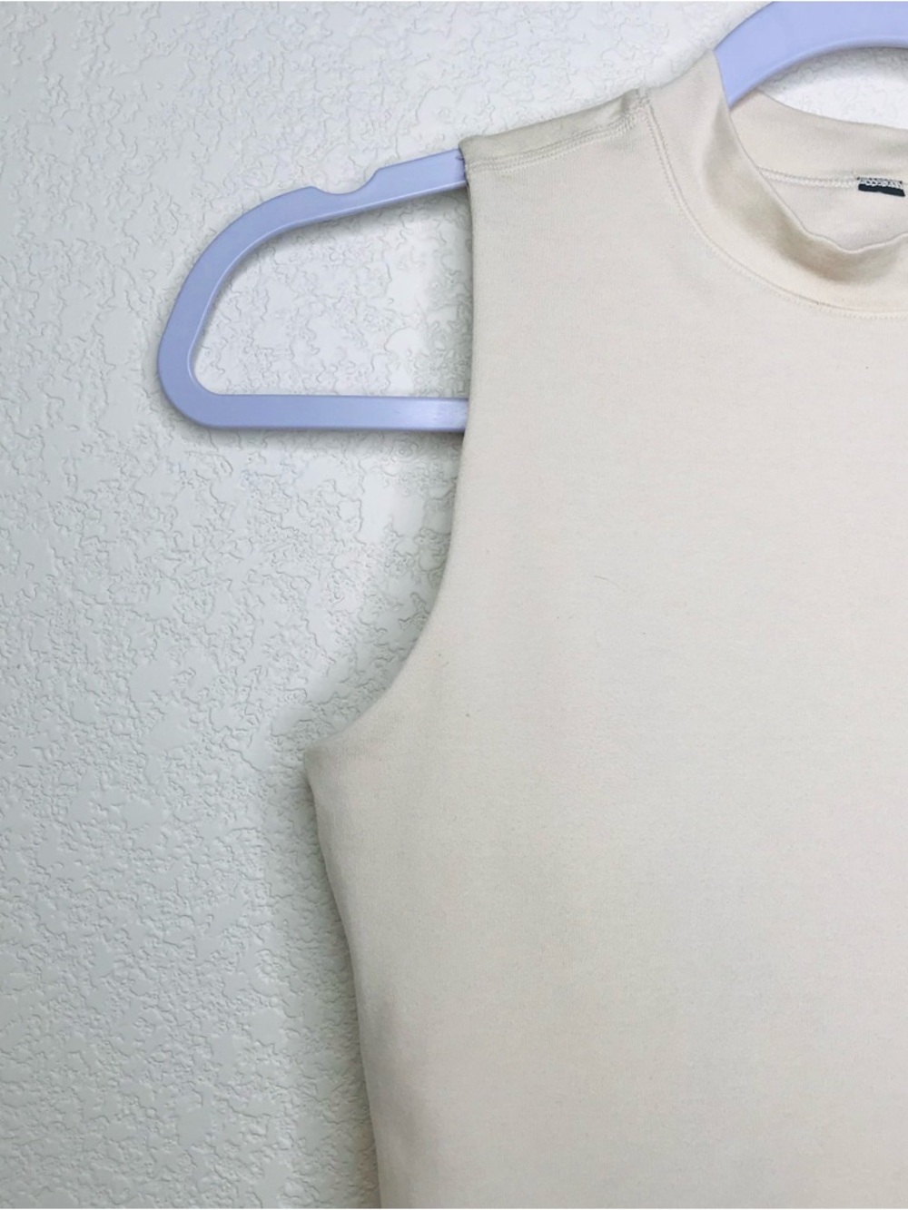 Vuori Halo Mock Neck Sleeveless Bodysuit - Picture 6 of 14